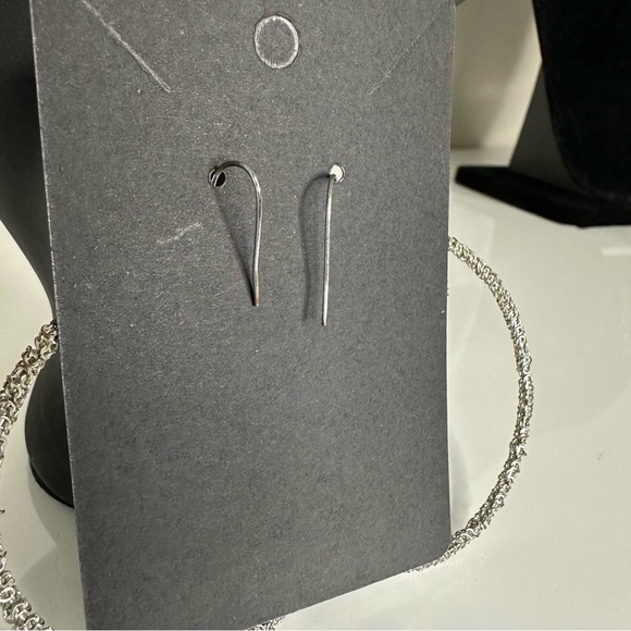 Silver dangle hoops - Picture 3 of 3